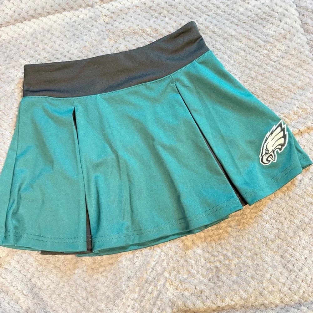 NFL Philadelphia Eagles Girls Pleated Skort Green Black Size Small 7/8 Cheer - Picture 1 of 7